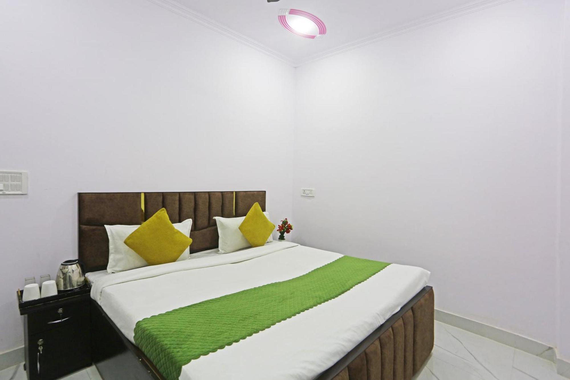 Hotel Twamev Residency Delhi (National Capital Territory of India)